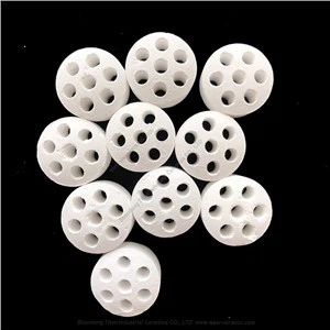 Керамична топка от алуминиев оксид с перфорирана топка за пълнене